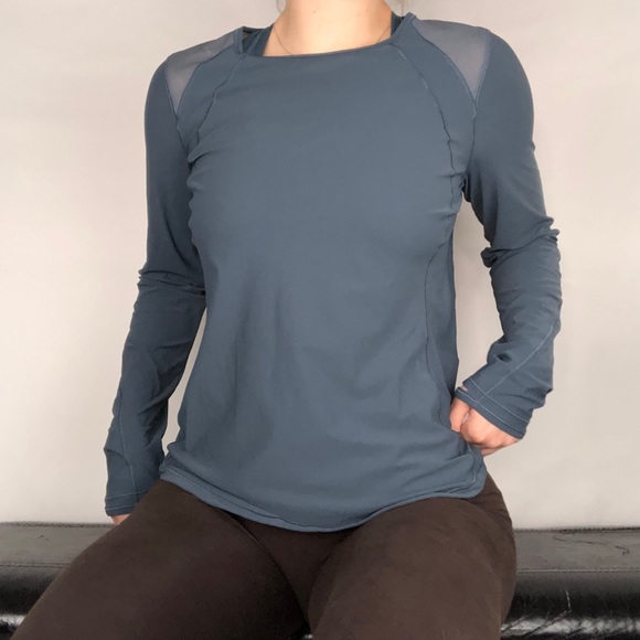 Lululemon Sheer Back Cut Out Long Sleeve Shirt - Picture 4 of 5